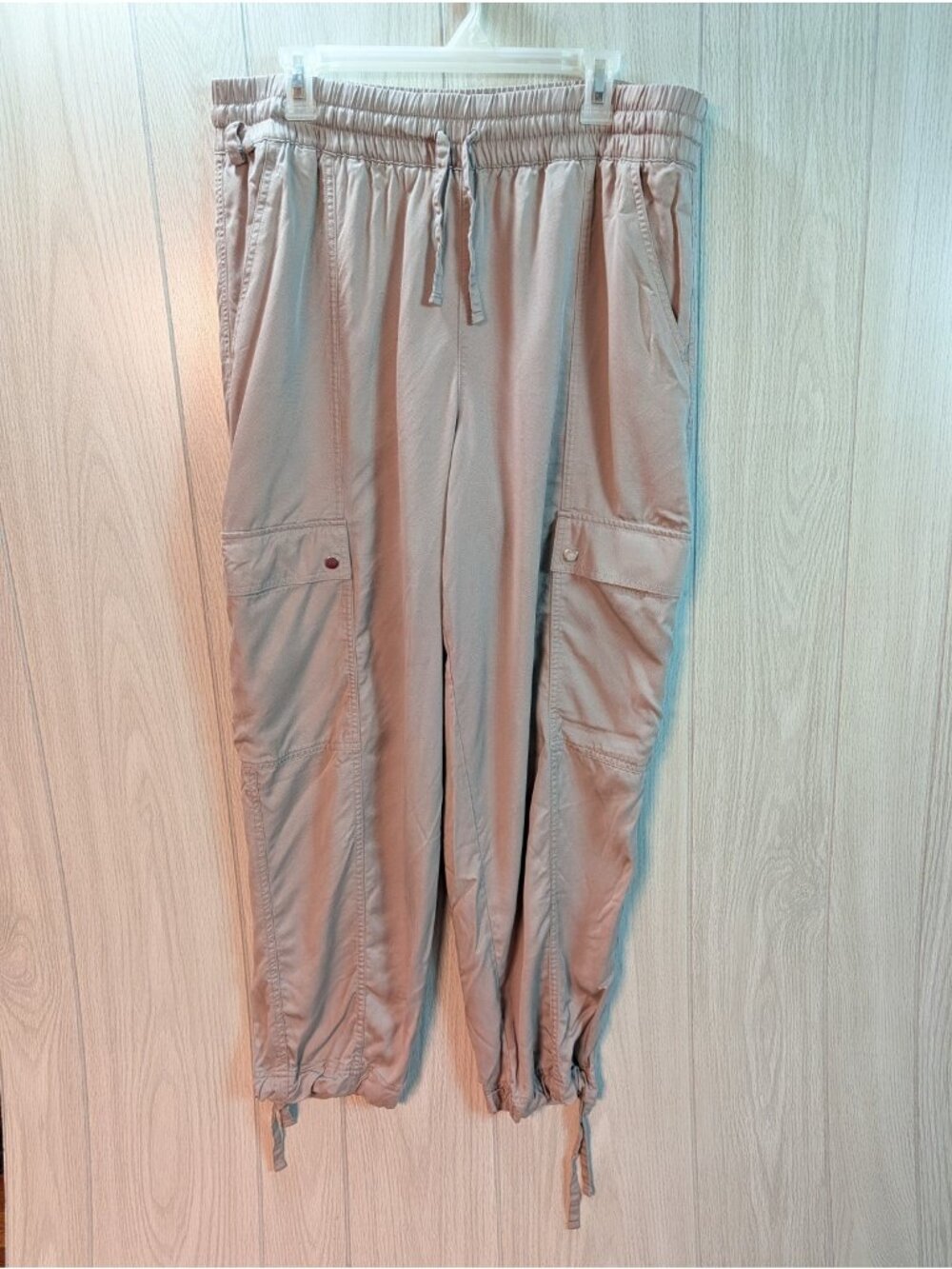 Athleta Celestial High Rise Utility Cargo Pants Women XL Gray Casual Travel